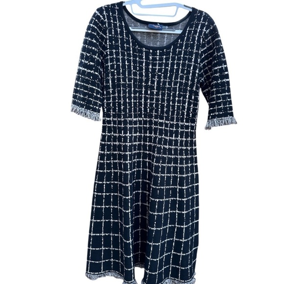 Taylor Dresses & Skirts - Taylor Dress Midi knit sophisticated dress 3/4 sleeves slip on SZ M NWOT